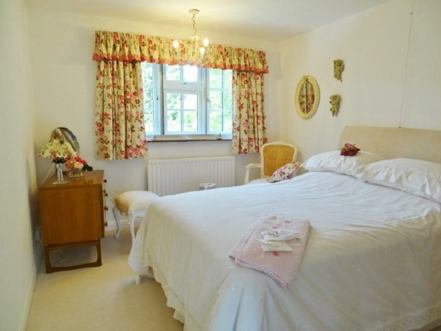  Image of 5 bedroom Detached house to rent in Chilworth Road Chilworth Southampton SO16 at Chilworth Road Southampton Not specified, SO16 7JU