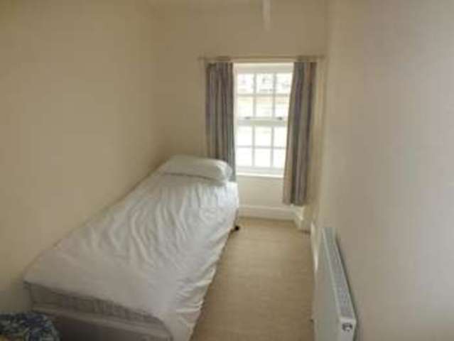  Image of 3 bedroom Semi-Detached house for sale in St. Florence Tenby SA70 at Tenby Pembrokeshire St Florence, SA70 8LS