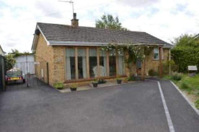  Image of 2 bedroom Bungalow for sale in Highfield Road Corfe Mullen Wimborne BH21 at Corfe Mullen Wimborne Corfe Mullen, BH21 3PG