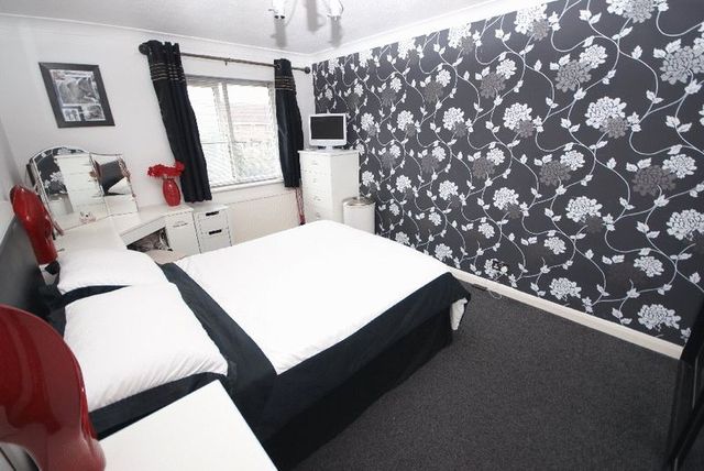  Image of 3 bedroom Terraced house for sale in Cormorant Close Fareham PO16 at Cormorant Close Portchester Fareham, PO16 8AS