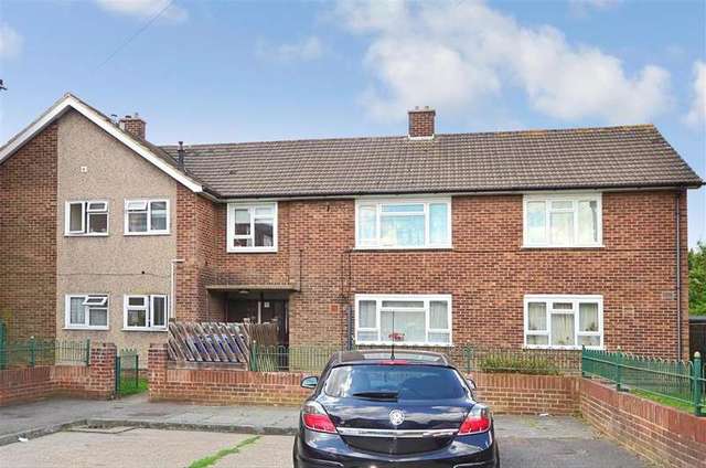  Image of 2 bedroom Flat for sale in Cormorant Close Rochester ME2 at Strood Rochester Rochester, ME2 2XX
