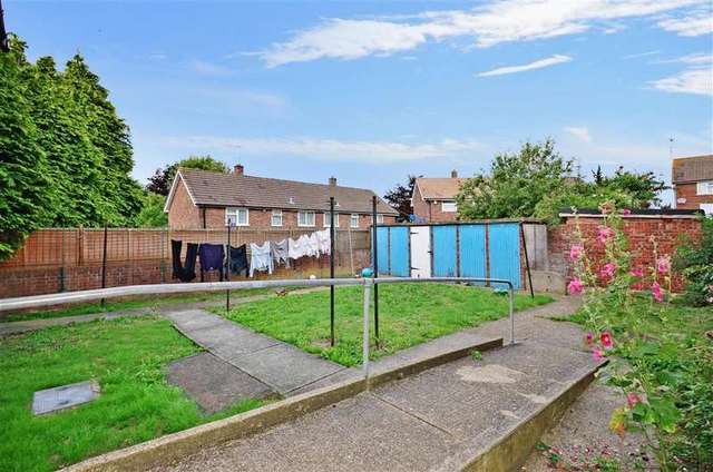  Image of 2 bedroom Flat for sale in Cormorant Close Rochester ME2 at Strood Rochester Rochester, ME2 2XX