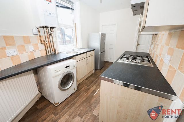  Image of 3 bedroom Flat to rent in Corporation Road Sunderland SR2 at Corporation Road Hendon Hendon, SR2 8PL