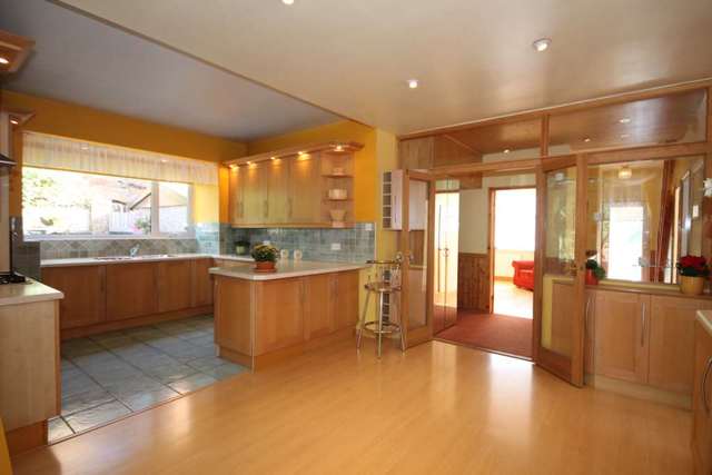  Image of 5 bedroom Detached house for sale in Corporation Road Leicester LE4 at Corporation Road Off Abbey Lane Leicester, LE4 5PW