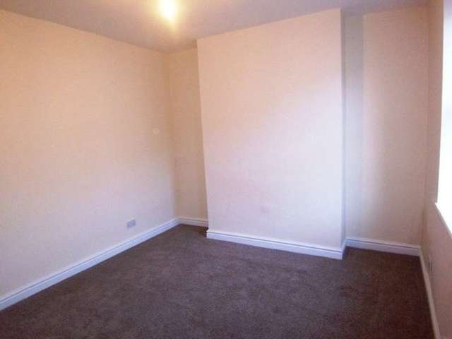  Image of 2 bedroom Terraced house to rent in Corporation Street Barnsley S70 at Barnsley Barnsley, S70 4PQ