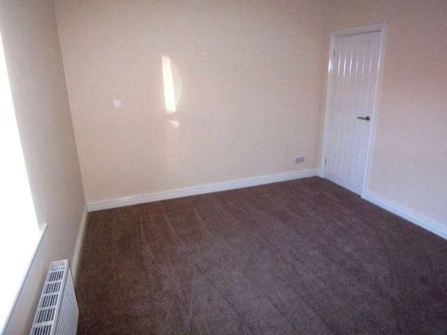  Image of 2 bedroom Terraced house to rent in Corporation Street Barnsley S70 at Barnsley Barnsley, S70 4PQ
