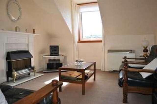 Image of 3 bedroom Flat for sale in Tighnabruaich PA21 at Tighnabruaich, PA21 2BB