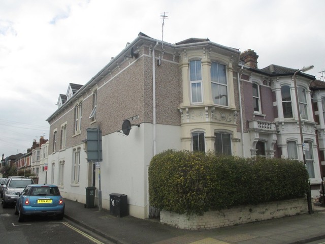  Image of 2 bedroom Maisonette for sale in Cottage Grove Southsea PO5 at Cottage Grove  Southsea, PO5 1EW