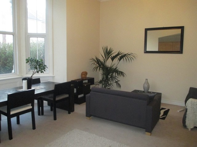  Image of 2 bedroom Maisonette for sale in Cottage Grove Southsea PO5 at Cottage Grove  Southsea, PO5 1EW