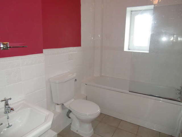  Image of 3 bedroom Terraced house for sale in Cowdale Cowdale Buxton SK17 at Cowdale Buxton Derbyshire, SK17 9SE