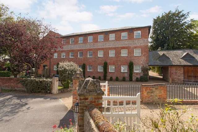  Image of 3 bedroom Apartment to rent in East Hanney Wantage OX12 at Dandridges Mill East Hanney Wantage, OX12 0JJ
