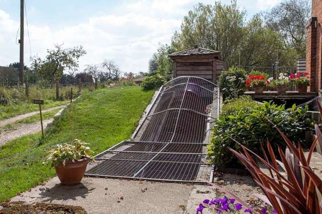  Image of 3 bedroom Apartment to rent in East Hanney Wantage OX12 at Dandridges Mill East Hanney Wantage, OX12 0JJ
