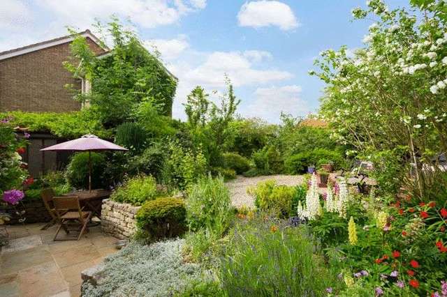  Image of 3 bedroom Cottage for sale in Main Street Amotherby Malton YO17 at Main Street Amotherby Malton, YO17 6UN