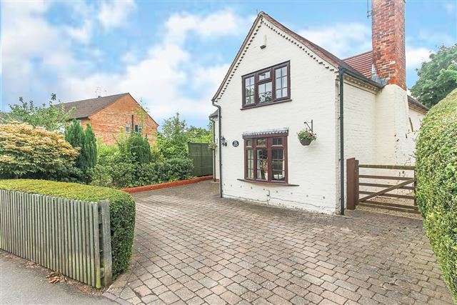  Image of 3 bedroom Detached house for sale in Birchfield Road Redditch B97 at 339 Birchfield Road  Redditch, B97 4NB