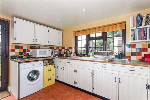  Image of 3 bedroom Detached house for sale in Birchfield Road Redditch B97 at 339 Birchfield Road  Redditch, B97 4NB