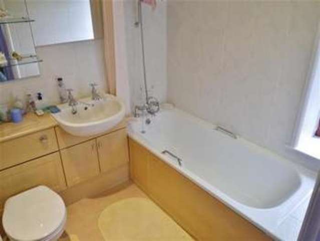  Image of 4 bedroom Detached house for sale in Braceby Sleaford NG34 at Braceby, NG34 0TA
