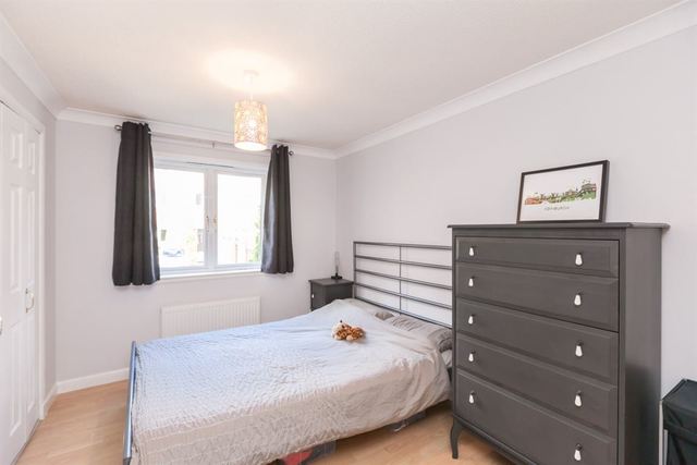  Image of 2 bedroom Flat to rent in Easter Dalry Road Edinburgh EH11 at Haymarket Edinburgh Edinburgh, EH11 2TR