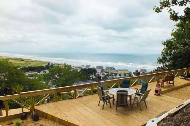  Image of 4 bedroom Detached house for sale in Pendine Carmarthen SA33 at Carmarthen Carmarthenshire Pendine, SA33 4PB