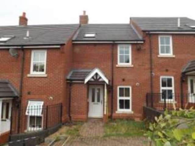  Image of 3 bedroom Terraced house for sale in Farnborough Close Corby NN18 at Corby Northamptonshire Little Oakley, NN18 8PW