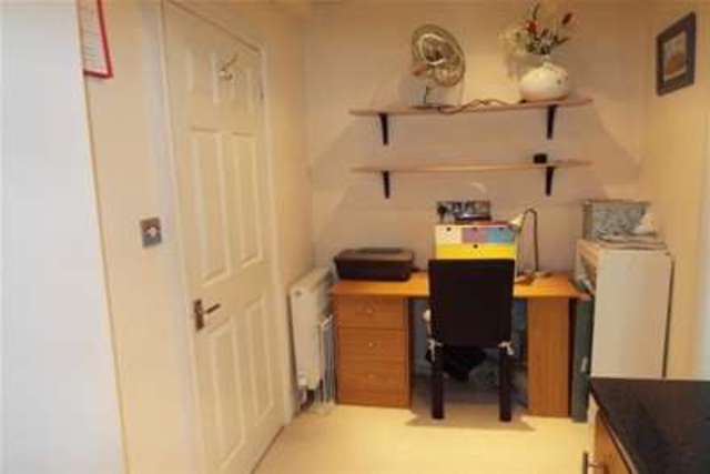  Image of 1 bedroom Flat to rent in Wickham Road Fareham PO16 at Fareham, PO16 7EX