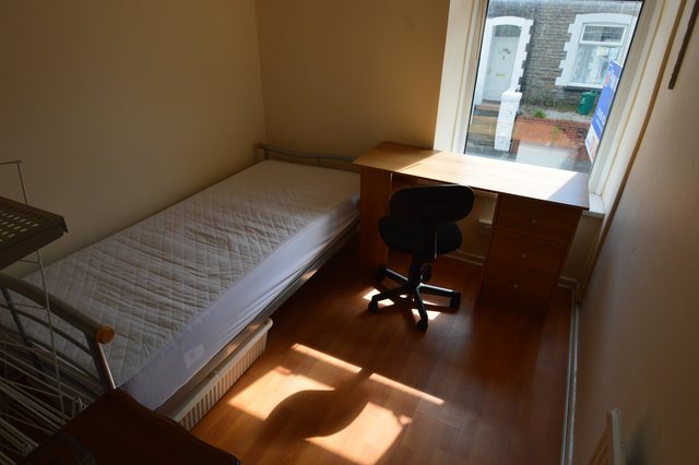  Image of 1 bedroom House Share to rent in Tower Street Treforest Pontypridd CF37 at Teforest Pontypridd Glyntaff, CF37 1NR