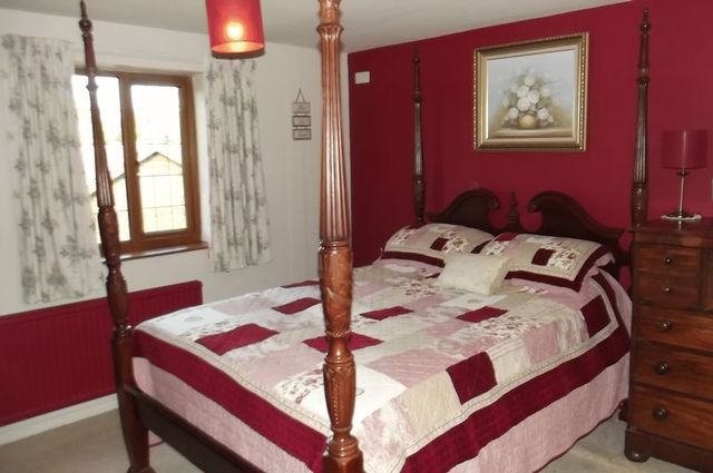  Image of 4 bedroom Semi-Detached house for sale in Roundham Crewkerne TA18 at Roundham Crewkerne, TA18 8RH