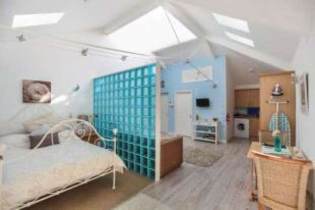  Image of 1 bedroom Flat for sale in Fore Street East Looe Looe PL13 at Fore Street Looe East Looe, PL13 1DT