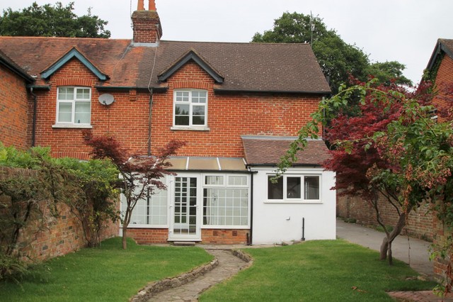  Image of 2 bedroom Semi-Detached house to rent in Fox Corner Worplesdon Guildford GU3 at Fox Corner Worplesdon Guildford, GU3 3PW
