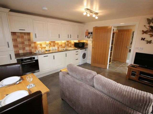  Image of Property to rent in West Trevarth West Trevarth Lanner Redruth TR16 at Sycamore Cottage,West Trevarth Farm Lanner Redruth, TR16 5TJ