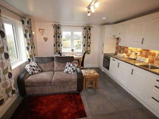 Image of Property to rent in West Trevarth West Trevarth Lanner Redruth TR16 at Sycamore Cottage,West Trevarth Farm Lanner Redruth, TR16 5TJ