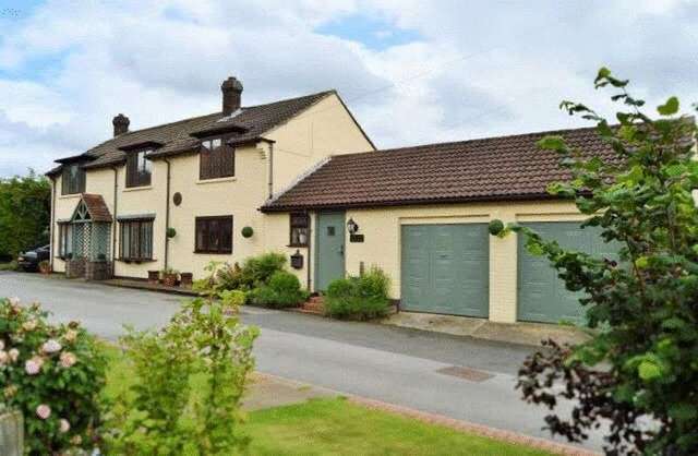  Image of 4 bedroom Detached house for sale in New Row Messingham Scunthorpe DN17 at New Row Messingham Scunthorpe, DN17 3RY