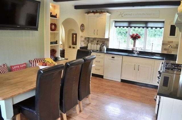  Image of 4 bedroom Detached house for sale in New Row Messingham Scunthorpe DN17 at New Row Messingham Scunthorpe, DN17 3RY