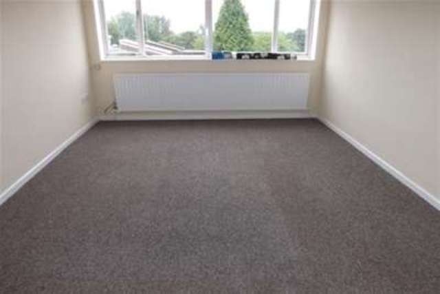  Image of 4 bedroom Detached house to rent in Handforth Lane Halton Lodge Runcorn WA7 at Runcorn, WA7 5YX