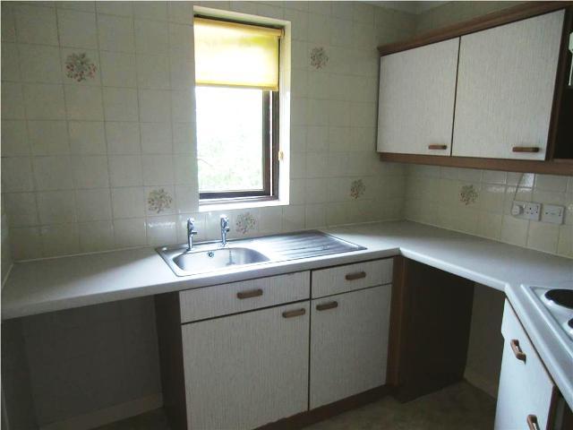  Image of 1 bedroom Apartment to rent in Filey Road Scarborough YO11 at Hartford Court Filey Road Scarborough, YO11 2TP