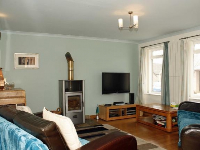  Image of 3 bedroom Cottage for sale in Main Street Luthermuir Laurencekirk AB30 at Main Street  Luthermuir, AB30 1YR