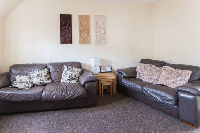  Image of 2 bedroom Property for sale in Helman Tor View Bodmin PL31 at Helman Tor View  Bodmin, PL31 1RE