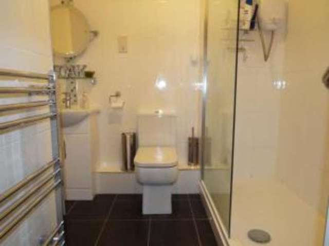  Image of 1 bedroom Flat for sale in Eastfield Road Peterborough PE1 at Eastfield Road Peterborough Newark, PE1 4RB