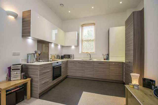  Image of 2 bedroom Apartment for sale in Hermitage Court Cholsey Wallingford OX10 at Cholsey, OX10 9GE