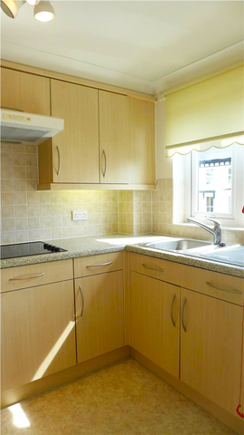  Image of 1 bedroom Apartment to rent in Ford Park Mutley Plymouth PL4 at Hermitage Court Ford Park Mutley Plain, Plymouth, PL4 6QU