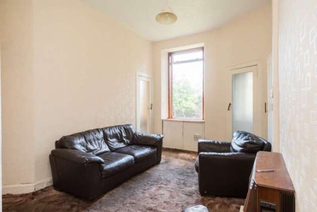  Image of 2 bedroom Flat for sale in Hermitage Park Edinburgh EH6 at Edinburgh, EH6 8HB