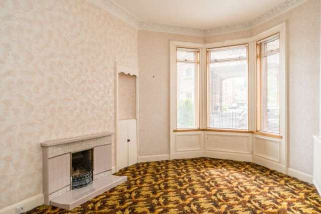  Image of 2 bedroom Flat for sale in Hermitage Park Edinburgh EH6 at Edinburgh, EH6 8HB