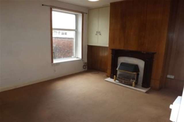  Image of 2 bedroom Terraced house to rent in Hermitage Street Rishton Blackburn BB1 at Blackburn, BB1 4NL