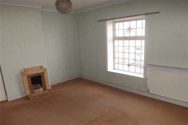  Image of 2 bedroom Terraced house to rent in Hermitage Street Rishton Blackburn BB1 at Blackburn, BB1 4NL