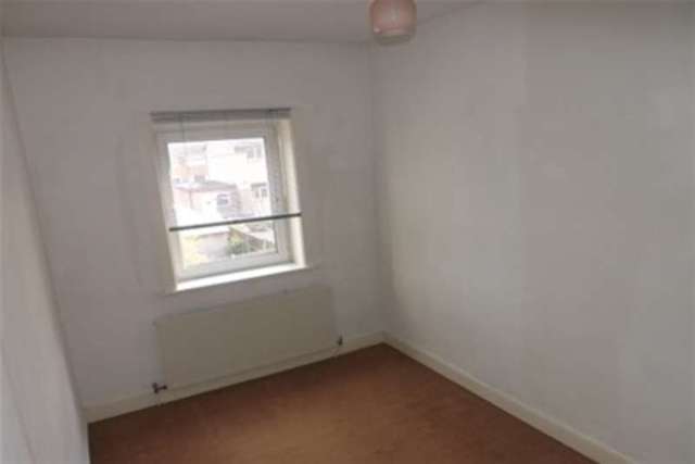  Image of 2 bedroom Terraced house to rent in Hermitage Street Rishton Blackburn BB1 at Blackburn, BB1 4NL