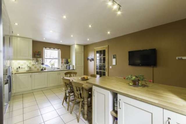  Image of 4 bedroom Bungalow for sale in Farnell Brechin DD9 at Farnell  Montrose, DD9 6UJ