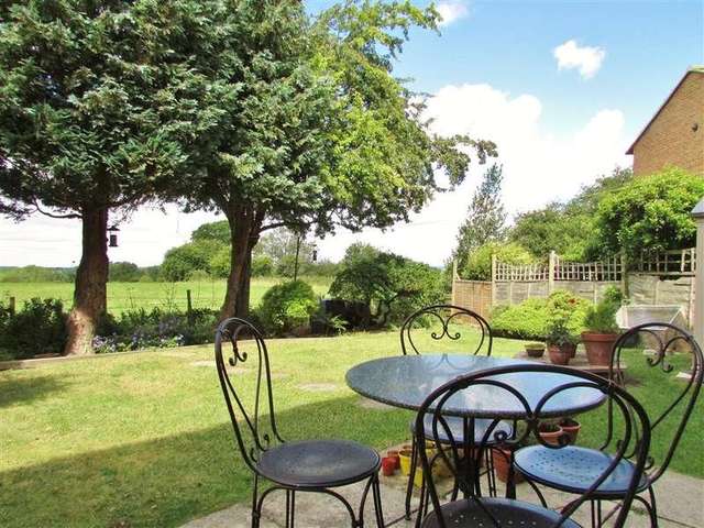  Image of 3 bedroom End of Terrace to rent in Hiskins Wantage OX12 at Wantage, OX12 9HU