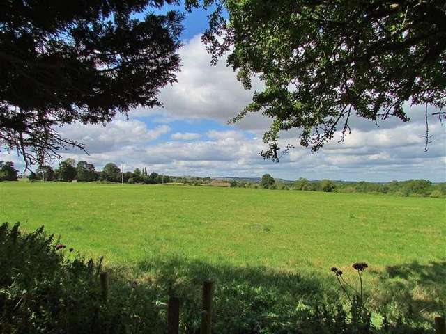  Image of 3 bedroom End of Terrace to rent in Hiskins Wantage OX12 at Wantage, OX12 9HU