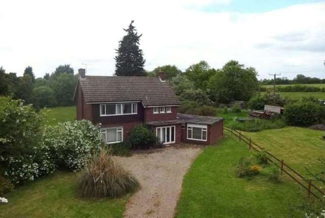  Image of 4 bedroom Detached house for sale in Dumney Lane Little Leighs Chelmsford CM3 at Hornells Corner  Little Leighs, CM3 1QN