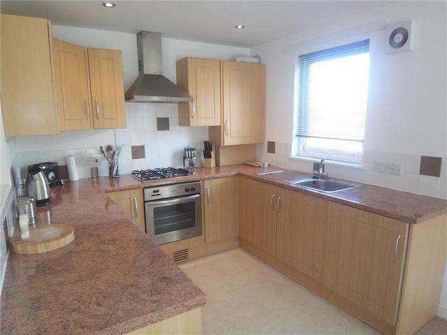  Image of 2 bedroom Flat to rent in Innes Park Road Skelmorlie PA17 at Skelmorlie North Ayrshire North Ayrshire, PA17 5BA