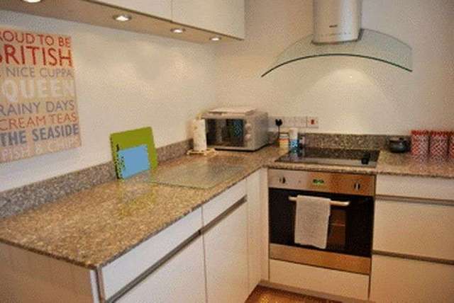  Image of 3 bedroom Cottage for sale in Abingdon Road Sutton Courtenay Abingdon OX14 at Abingdon Road Sutton Courtenay Abingdon, OX14 4NF